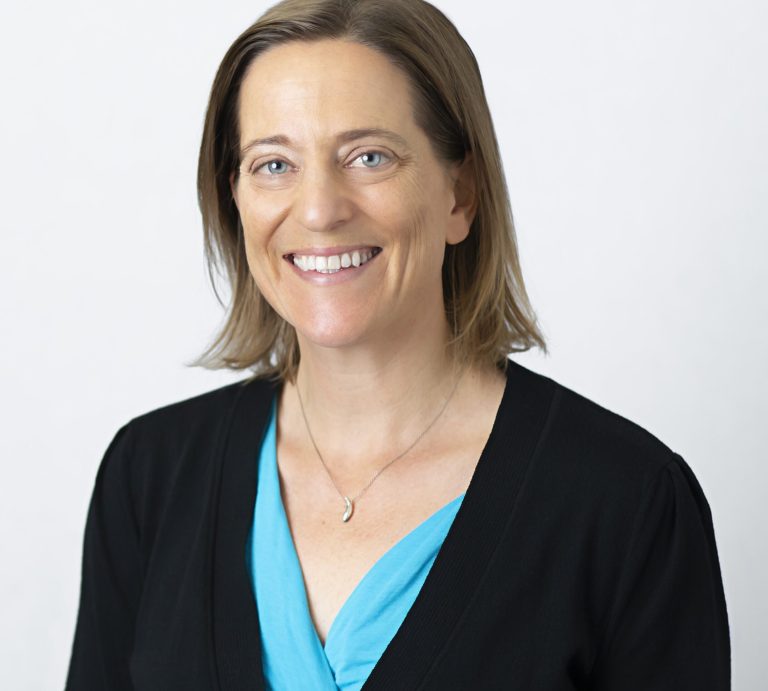 Kinderman_Anne headshot cropped, indoors Kinderman_Anne headshot cropped, indoors